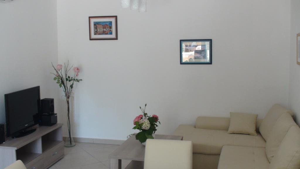Apartments Eva Malinska Habitación foto